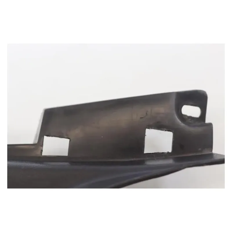 Demi flanc selle droit YAMAHA XP 500 TMAX 2004 - 2007