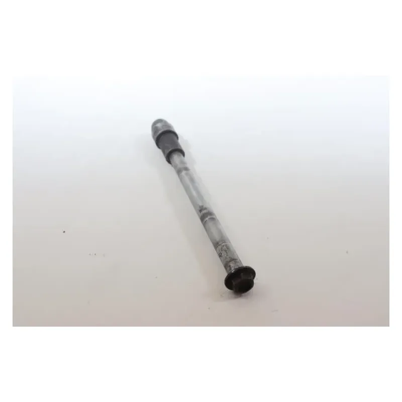 Axe de roue arriere SUZUKI TU 125 X SUPER CLASSIC 1999 - 2002