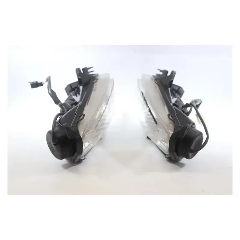 Optique (feux)(phare) PEUGEOT SATELIS 125 2007 - 2011