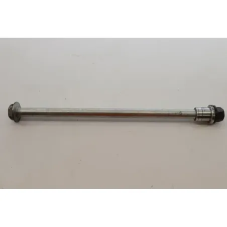 Axe de roue avant YAMAHA MAJESTY 125 2001 - 2002