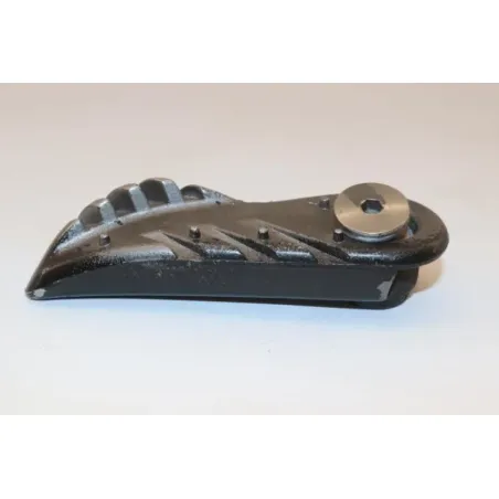 Repose pieds arriere gauche MBK CW 50 BOOSTER 2004 - 2018
