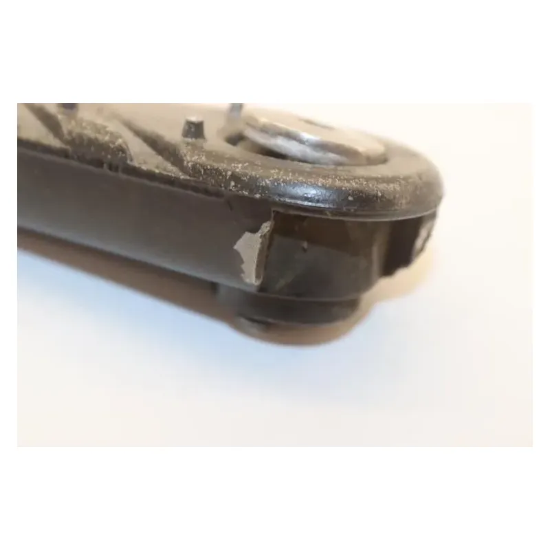 Repose pieds arriere gauche MBK CW 50 BOOSTER 2004 - 2018