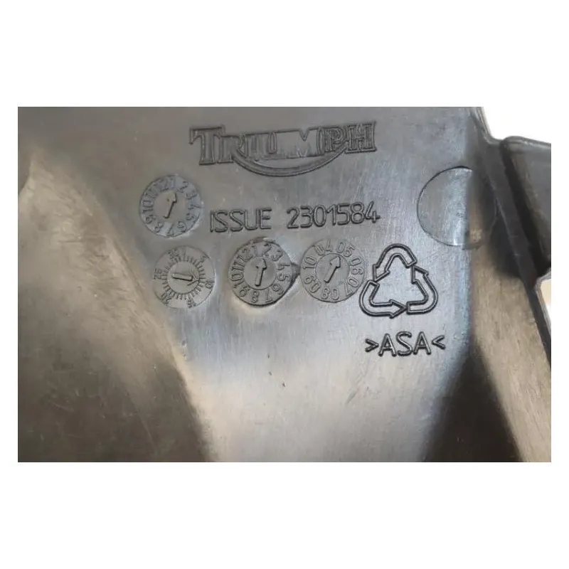 Cache sous bulle TRIUMPH SPRINT 1050 ST ABS 2005 - 2010