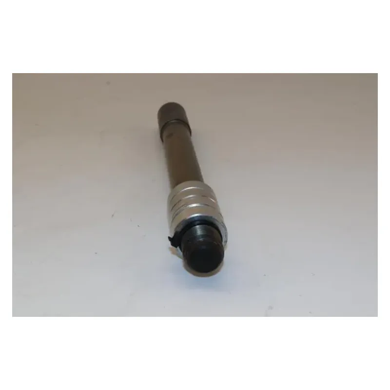 Axe de roue avant TRIUMPH SPRINT 1050 ST ABS 2005 - 2010
