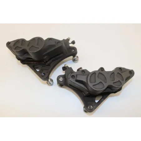 Etrier de frein avant TRIUMPH SPRINT 1050 ST ABS 2005 - 2010