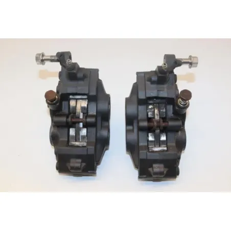 Etrier de frein avant TRIUMPH SPRINT 1050 ST ABS 2005 - 2010