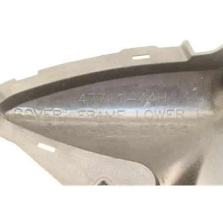 Habillage de cadre gauche SUZUKI SFV 650 GLADIUS 2009 - 2015