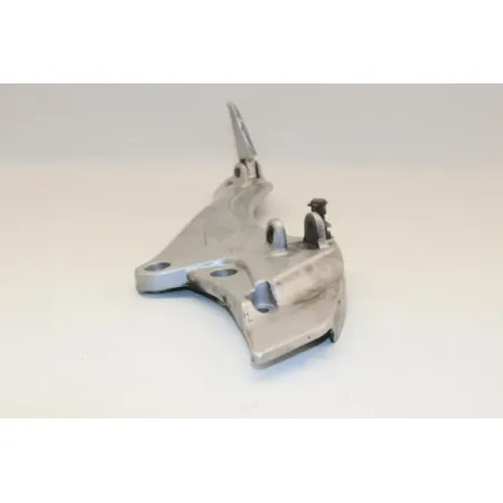 Platine avant gauche SUZUKI SFV 650 GLADIUS 2009 - 2015