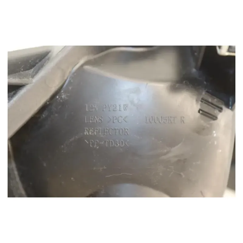 Clignotant arriere droit YAMAHA XP 530 TMAX 2012 - 2016