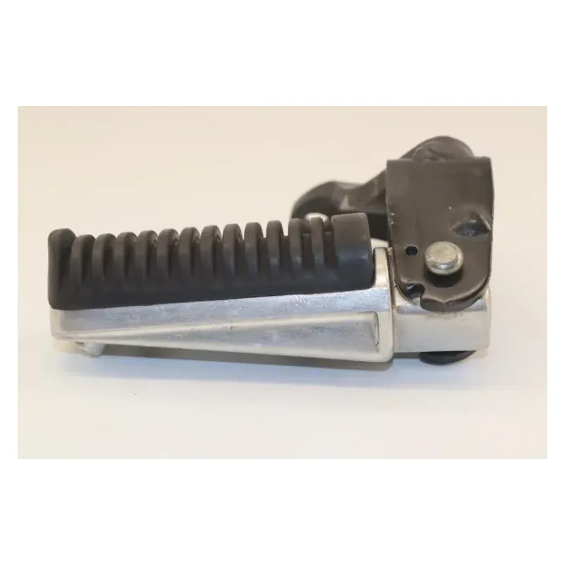 Repose pieds arriere droit YAMAHA XMAX 125 2006 - 2009