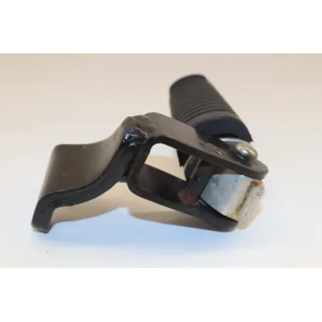 Repose pieds arriere gauche YAMAHA XMAX 125 2006 - 2009