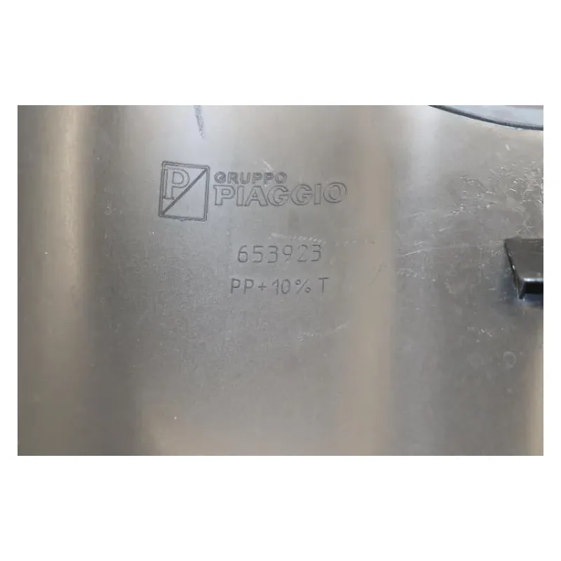 Entourage compteur PIAGGIO X EVO 125 2007 - 2016