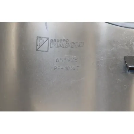 Entourage compteur PIAGGIO X EVO 125 2007 - 2016