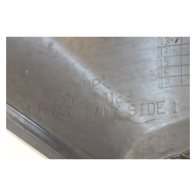 Cache carenage centrale marche pieds plancher YAMAHA XP 530 TMAX 2012 - 2016