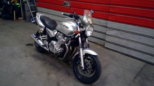 YAMAHA 1300 XJR