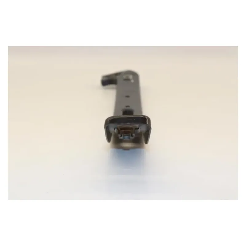 Support marche pied gauche PIAGGIO BEVERLY 500 2002 - 2006