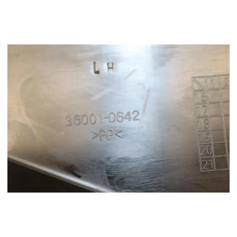 Demi flanc selle gauche KAWASAKI Z 650 ABS 2017 - 2019