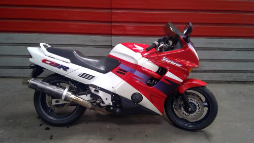 HONDA 1000 CBR