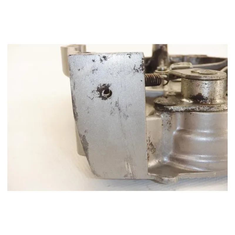 Carter pignon de sortie de boite SUZUKI GSE 500 1996 - 2000