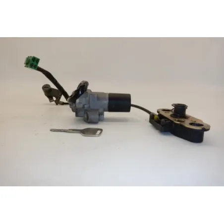 Jeu de serrure contacteur a cle SUZUKI GSE 500 1996 - 2000