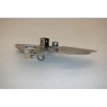 Platine avant droite SUZUKI GSE 500 1996 - 2000
