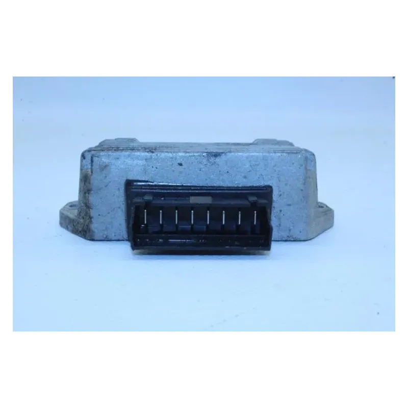 Regulateur charge batterie PIAGGIO ZIP 50 2011 - 2013
