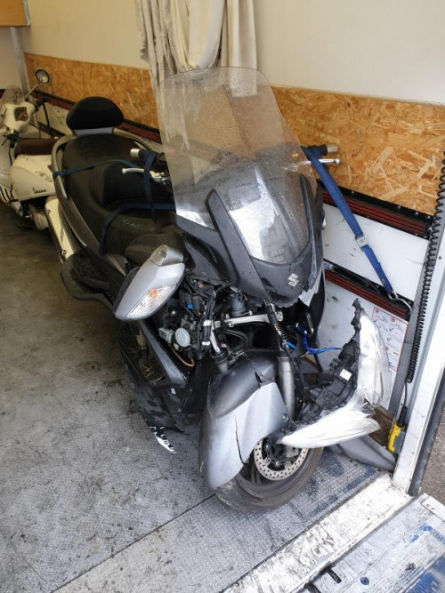 SUZUKI BURGMAN 650