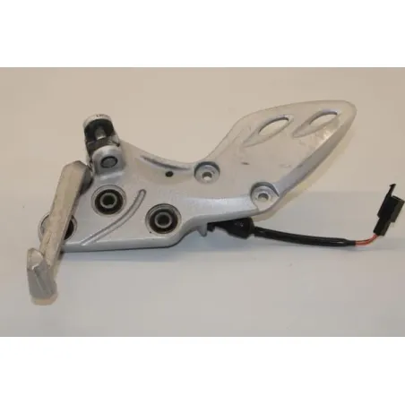 Platine avant droite SUZUKI GSXR 1300 HAYABUSA 2008 - 2017