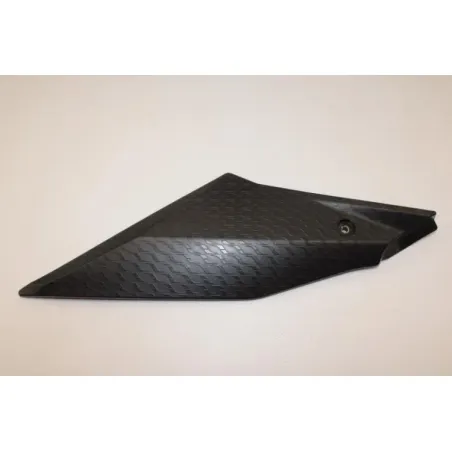 Demi flanc selle droit YAMAHA YZF R1 2015 - 2019