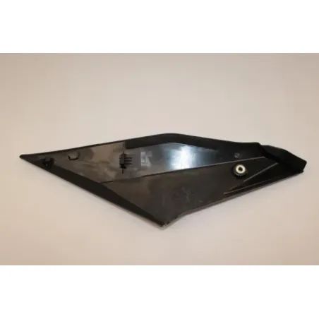 Demi flanc selle droit YAMAHA YZF R1 2015 - 2019