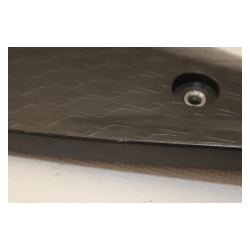 Demi flanc selle gauche YAMAHA YZF R1 2015 - 2019