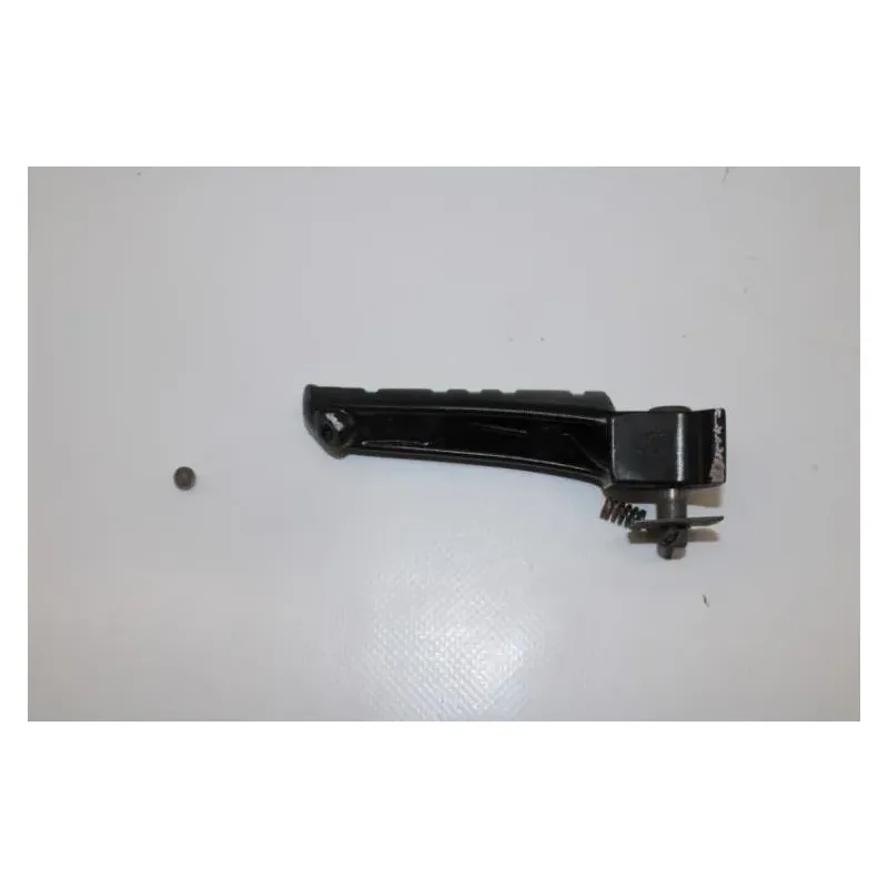 Repose pieds arriere droit YAMAHA FZ6 600 FAZER S 2004 - 2006
