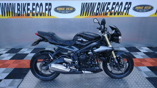 TRIUMPH STREET TRIPLE 675