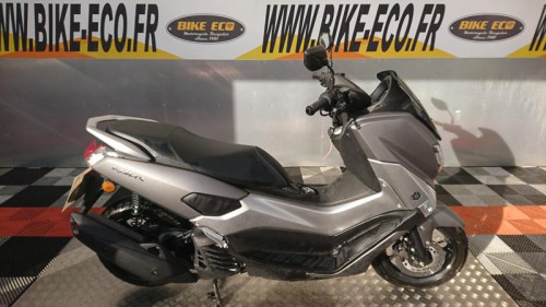 YAMAHA NMAX 125