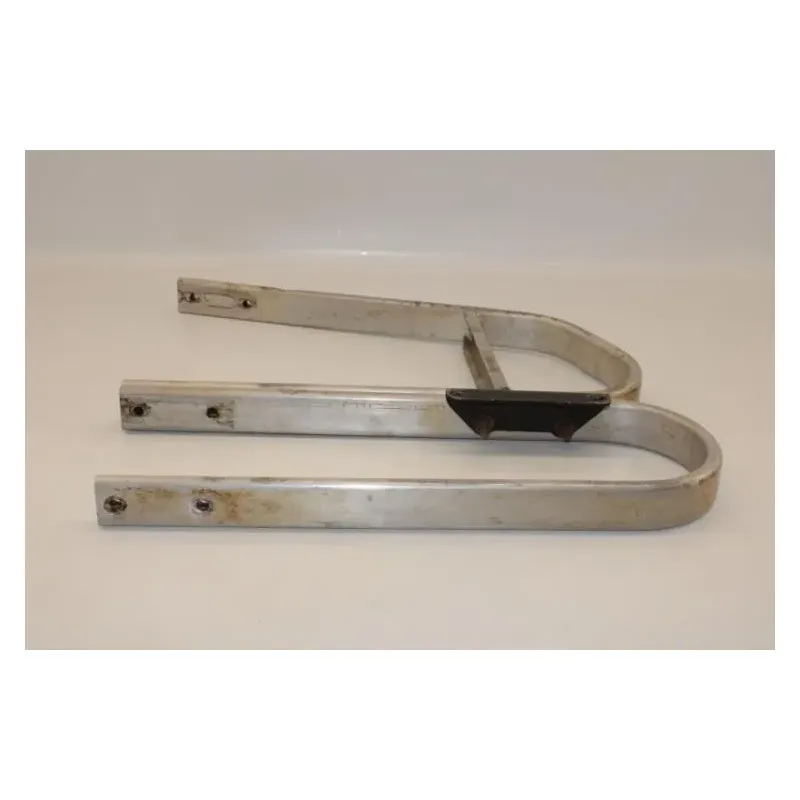 Support marche pied droit CAN AM OUTLANDER 650 MAX EFI 2008 - 2013