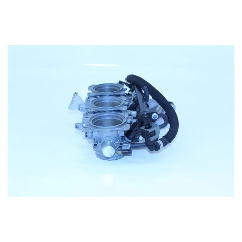 Rampe d'injection TRIUMPH STREET TRIPLE 675 2011 - 2012