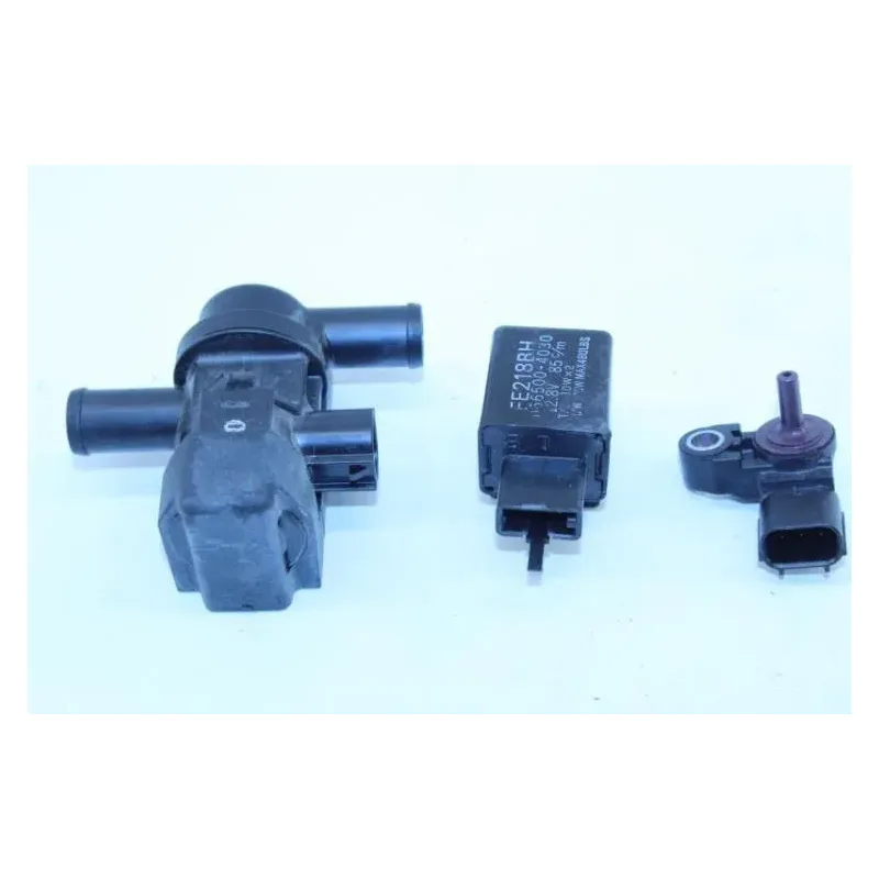 Relais boitier electrique KAWASAKI ER6 650 N 2009 - 2011