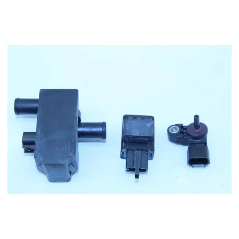 Relais boitier electrique KAWASAKI ER6 650 N 2009 - 2011