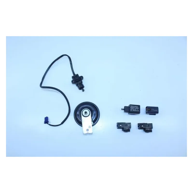 Relais boitier electrique YAMAHA YZF 125 R 2008 - 2013