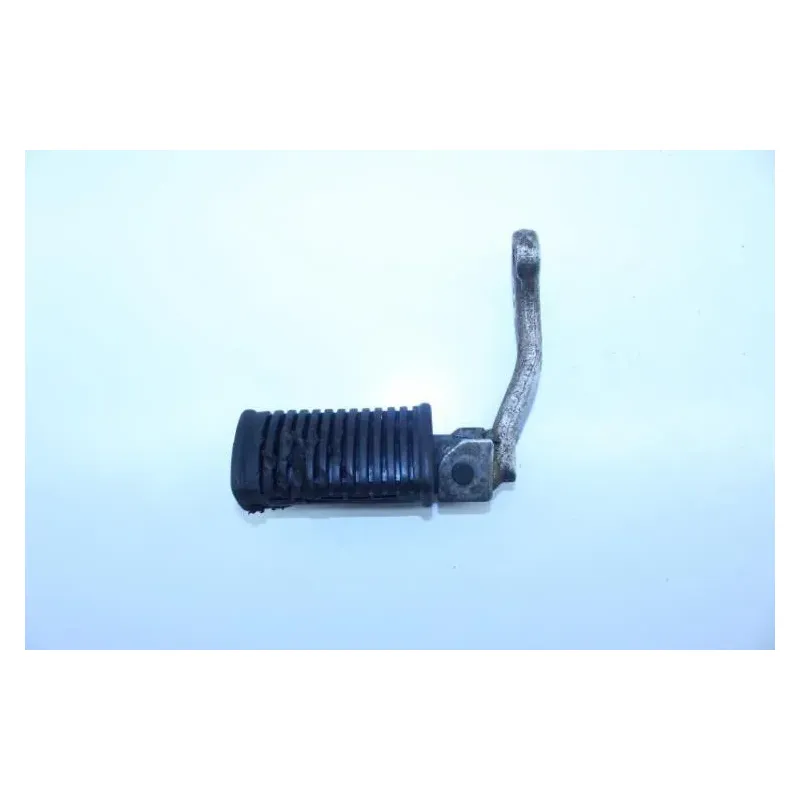 Repose pieds avant droit SUZUKI GN 125 1982 - 1999