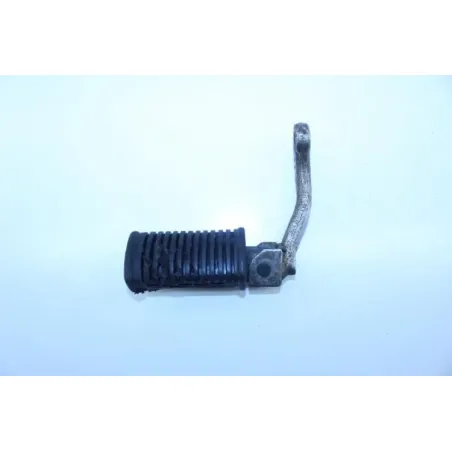Repose pieds avant droit SUZUKI GN 125 1982 - 1999
