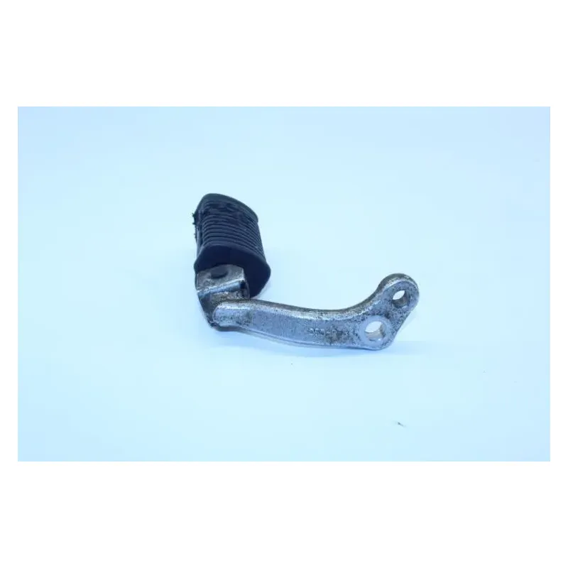 Repose pieds avant droit SUZUKI GN 125 1982 - 1999