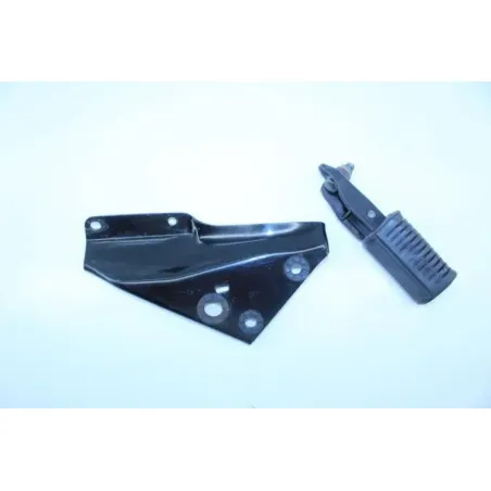 Platine arriere droite HONDA CA 125 REBEL 1995 - 2000