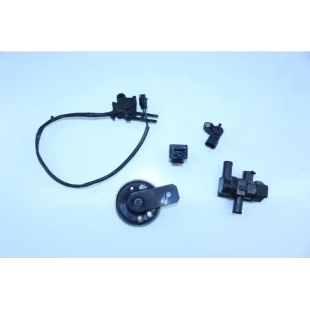 Relais boitier electrique KAWASAKI ER6 650 N 2009 - 2011