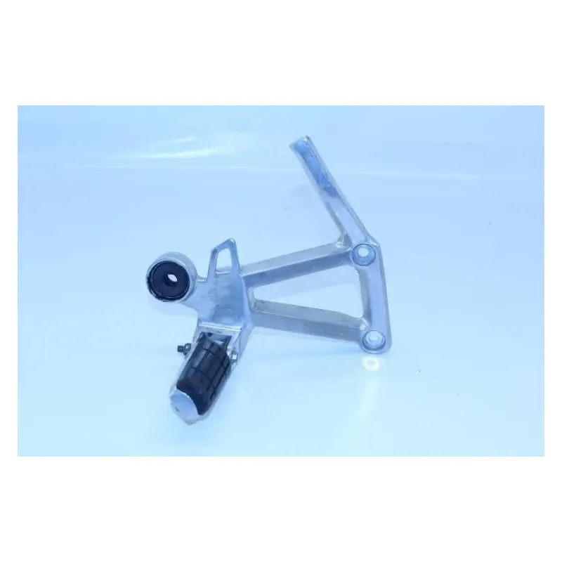 Platine arriere droite YAMAHA FZS 600 FAZER 1998 - 2001