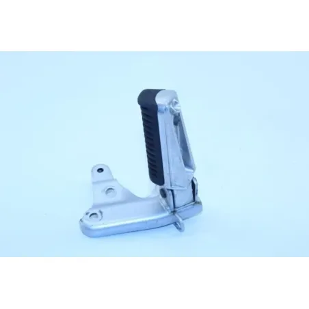 Repose pieds arriere gauche YAMAHA XP 500 TMAX 2004 - 2007