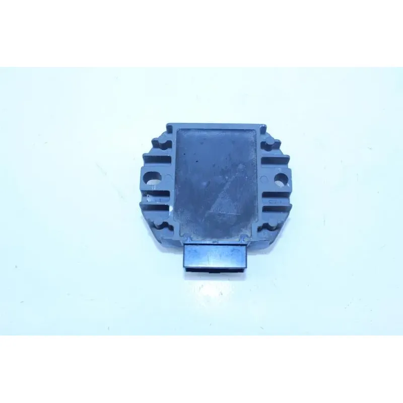 Regulateur charge batterie YAMAHA YPR 125 XMAX 2010 - 2013