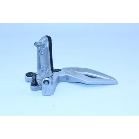 Platine avant gauche SUZUKI GSR 750 2011 - 2016