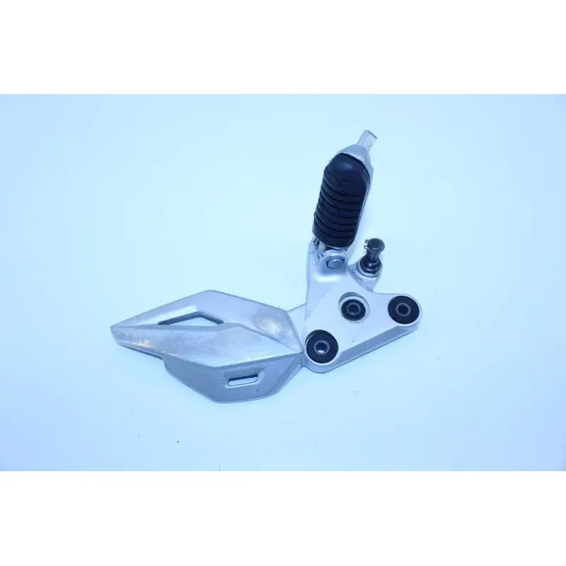Platine avant gauche SUZUKI GSR 750 2011 - 2016