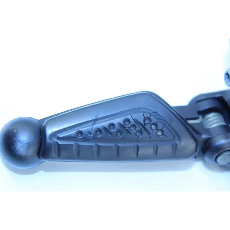 Platine avant droite BENELLI TNT 899 2011 - 2013